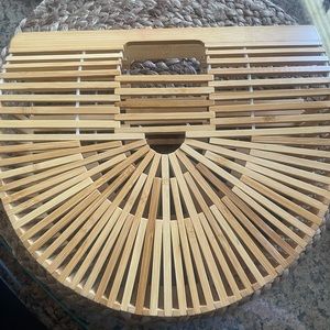 Medium natural bamboo handbag!